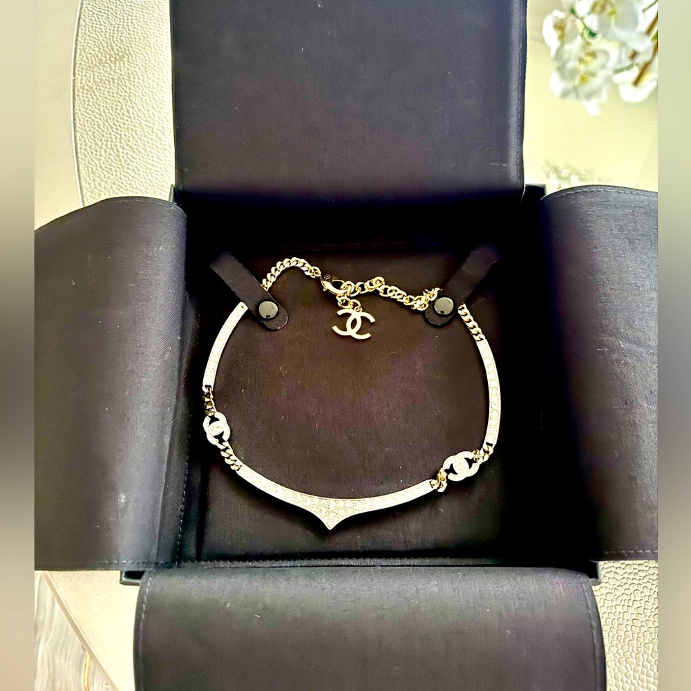 Chanel Gold and Silver Necklace Excellent condition!